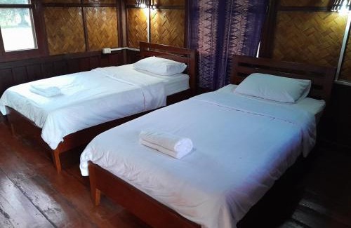 Na Hin House | Sainamhai Resort