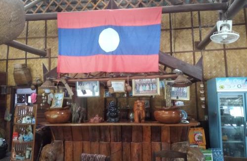 Na Hin House | Sainamhai Resort
