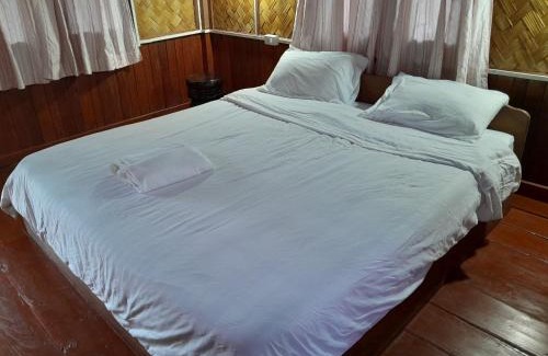 Na Hin Resort | Sainamhai Resort