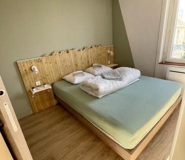 Saint-Regnobert-de-la-Cote-de-Nacre Apartment | Saint-Aubin-Sur-Mer: Bel appartement traversant