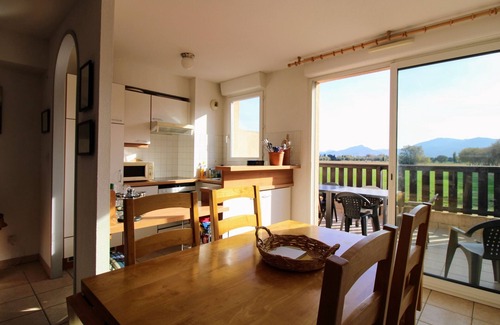 Saint-Cyprien Plage Apartment | Saint-Cyprien: Cozy 2BR Apartment with Rooftop Terrace, Pool, and Beach Access