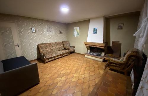 Saint-Florentin Apartment | saint florentin