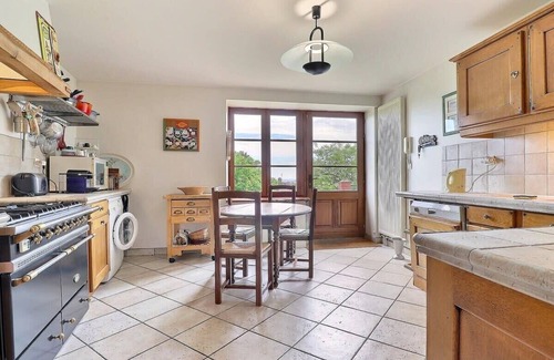 Saint-Didier-au-Mont-d'Or House | Saint-Fortunat - Authentic Home with Pool - Saint-Didier-au-Mont-d'Or.