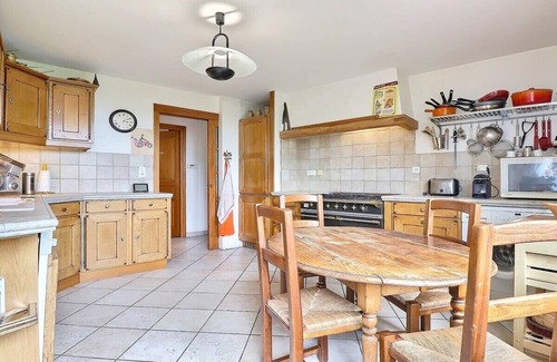 Saint-Didier-au-Mont-d'Or House | Saint-Fortunat - Authentic Home with Pool - Saint-Didier-au-Mont-d'Or.