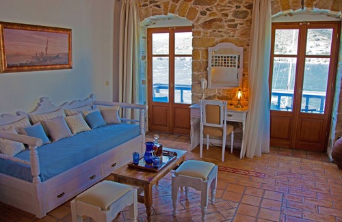 Katapola Apartment | Saint George Valsamitis Superior