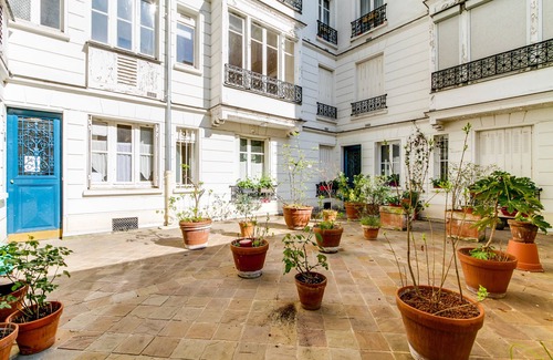 Quartier de l'Ecole-Militaire Apartment | Saint Germain des Prés - Petit Sevres 1 Bedroom