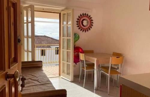 Driehoek Bed & Breakfast | Saint Grigoriy
