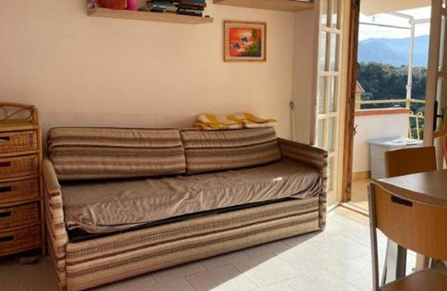 Driehoek Bed & Breakfast | Saint Grigoriy