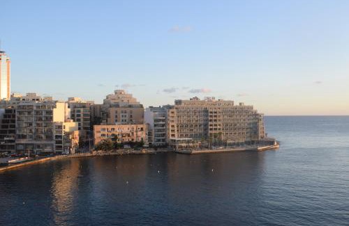 St. Julian's Apartment | Saint Julians Seafront 200m2 beautiful Apartment