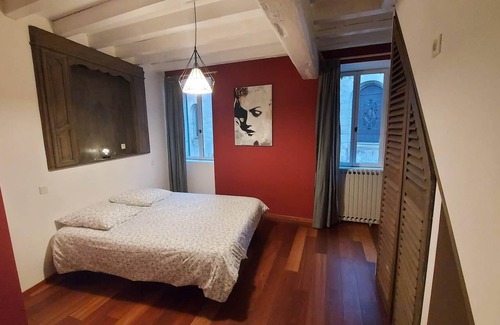 Montillot House | Saint-laurent, Spacious, Pleasant 7kù from Vézelay