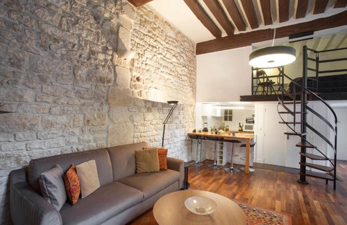 Les Iles Apartment | SAINT LOUIS CHARME