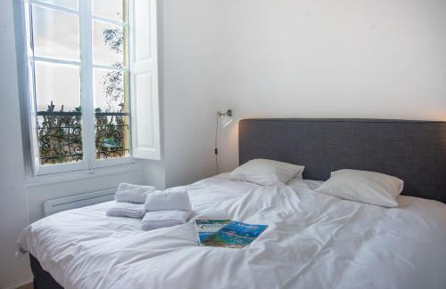 Old Town Apartment | Saint Michel - Happy Rentals