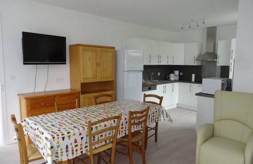 Saint-Palais-sur-Mer House | Saint Palais/Mer Villa - 6 pers - 3 Ch - 350 m from the Bureau & Nauzan beaches