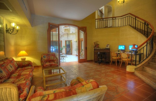 Xlendi Hotel | Saint Patrick's Hotel