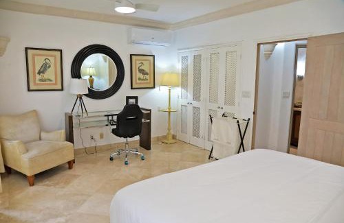 Little Battaleys Apartment | Saint Peter's Bay Beachfront 309