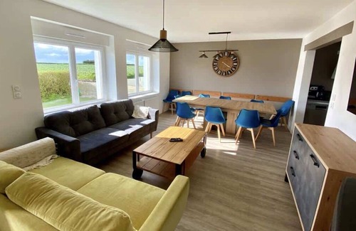 Saint-Pol-de-Leon House | Saint-Pol family house garden equipped for 12