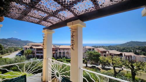 Agay Apartment | Saint-Raphael- Vue mer et Massif de l'Esterel