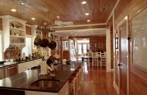 Saint Teresa House | Saint Teresa Coastal dwelling with Guest house option.