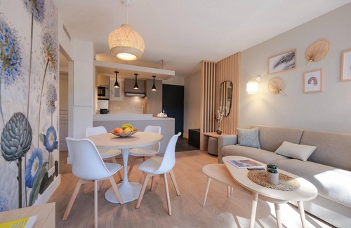 Cote d'Azur- French Riviera Apartment | Saint Tropez Farniente 4 renovated apartment Sea and Beach at 150m.