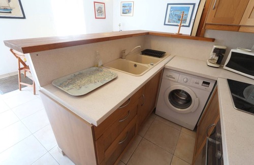 Combrit Apartment | Sainte-Marine, apartment with garden 250 m from the beach of Pussou