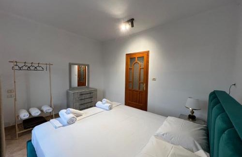 Permet House | Sajmir Suites