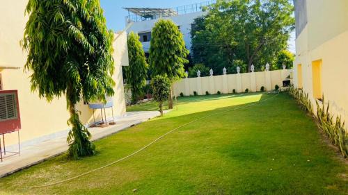 Vaishali Nagar Apartment | Saket Guest House Jaipur