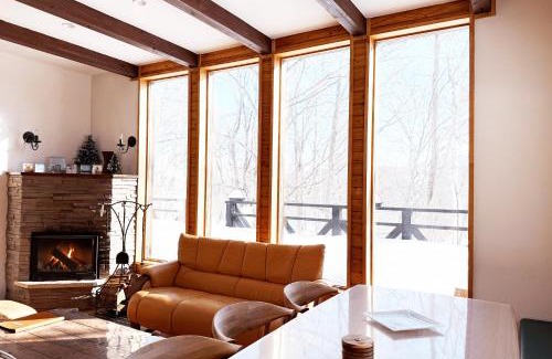 Rusutsu Ski Chalet | Sakura chalet 5 minute walk to the Rusutsu Resort