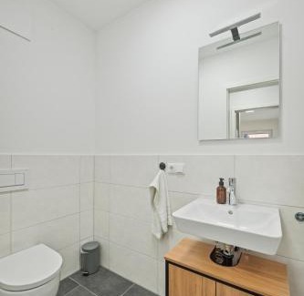 Bayreuth Apartment | Salí Homes R4 - High-Quality Apartment with Terrace