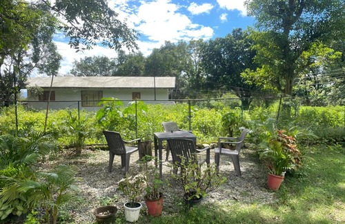 Bullawala House | Salanville, 2 BR Farmstay with Private Garden