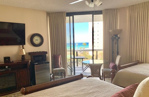 Miramar Beach Condo | SALE $249/N 4/6-26! FREE Beach SRVC! Free Beach Bonfires M/F! Ocean Views!
