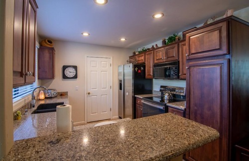 Mesa Condo | SALE-50% DISCOUNT/J, Ju, A, S/Park Centre Casitas-MESA Gar. EV Chg/30-DAY MIN