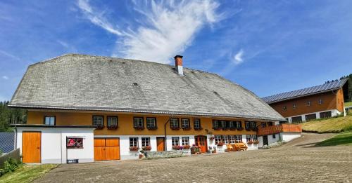 Schwarzenbach Apartment | Salenhof