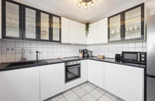 Obersulm Apartment | Sali Homes Weingenuss Eichbrunnen - Zentral
