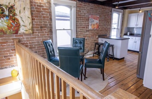 Salida Condo | Salida Chic-2 BDR, 1.5 BTH-downtown Salida, large private deck w beautiful views