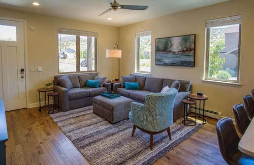 Salida Apartment | Salida Oasis 1 Mi to Town, Mountain View, Hot Tub
