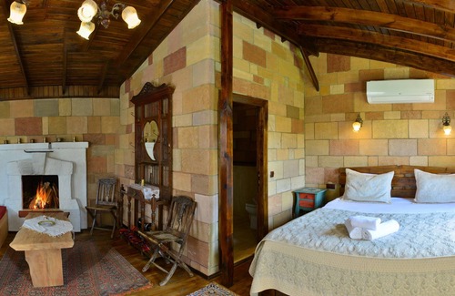Sirince Hotel | Salkim Konak Agac Evler