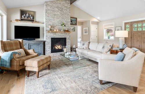 Sultan House | Salmon Beach Retreat: Luxurious riverfront home w/ private sandy beach!