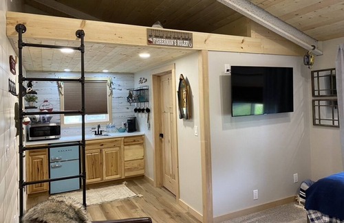Sterling Apartment | Salmon Cove at Catch’em AK