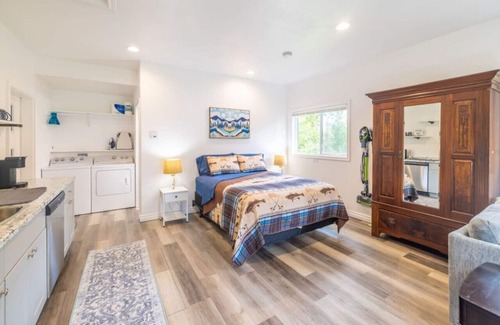 Kalifornsky Condo | Salmon Studio on the Kenai Peninsula