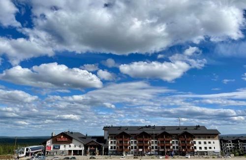 Yllas Apartment | Salomon Chalet 7207 - Parivuoteellinen makuuhuone ja lisäksi makuualkovi - Täydellinen pariskunnille ja perheille