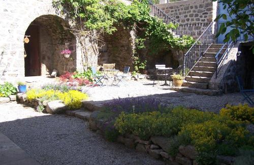 Marcols-les-Eaux Bed & Breakfast | Salomony Chambre d'Hôtes