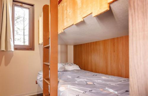 Rabastens Apartment | Saloon avec SPA privatif
