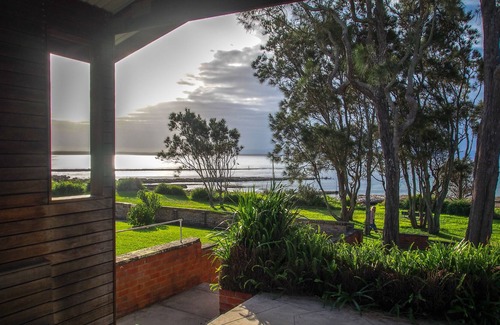 Currarong House | Salt Air Holiday Home