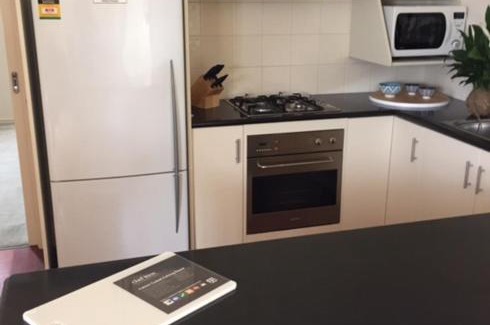 Warrnambool Apartment | Salt Air on Lochard Place