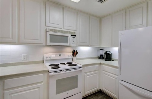 Demere Park House | Salt Air Shack in St Simons Island