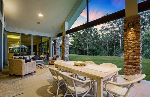 Neranwood House | Salt Hinterland Retreat - Gold Coast Hinterland