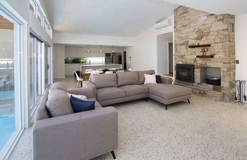 Broadwater House | SALT - Luxury Oceanside Oasis