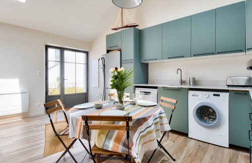 Noirmoutier-en-l'Ile Ski Chalet | Salt marshes and beaches - 2 adults - 2 children
