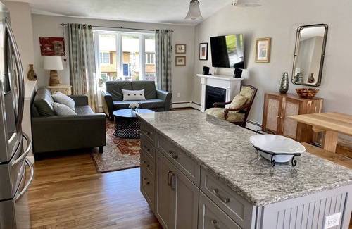 Narragansett House | Salt Pool, AC, Peaceful and Comfortable, Near Beaches and Newport! PETS welcome!