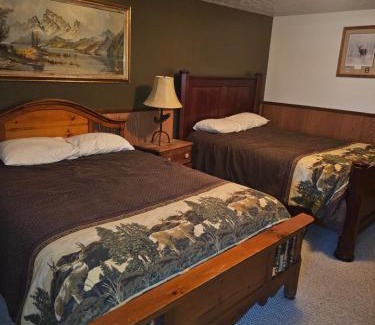 Thayne Hotel | Salt River Lodge